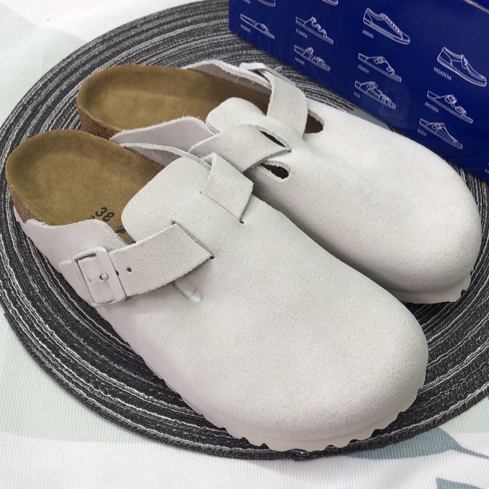 🔥 Women's Birkenstock Boston Narrow Fit Suede Shoes - Brand New with Tags - Picture 2 of 5